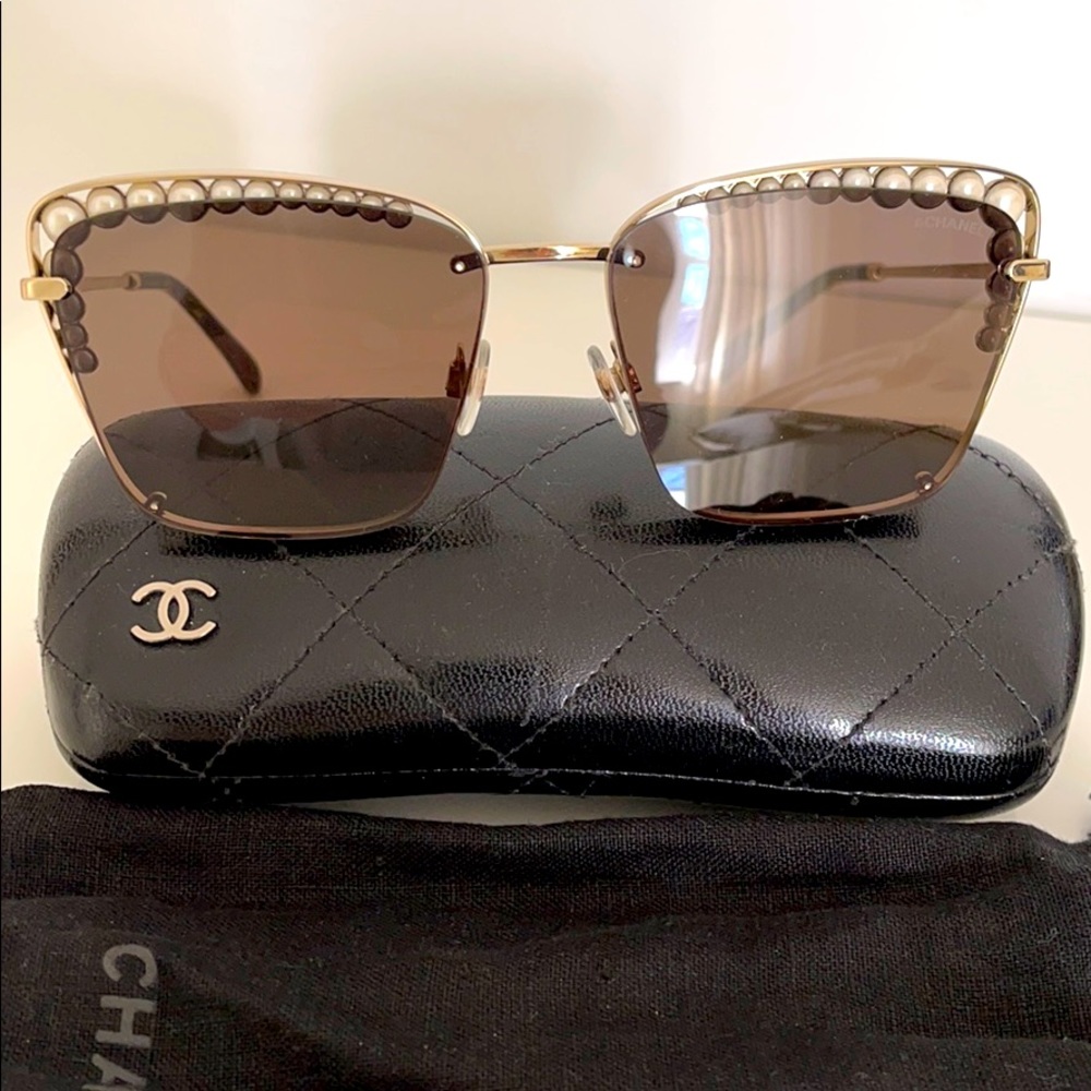 CHANEL Gold Frame Sunglasses with Brown Lenses and Pearl Accents